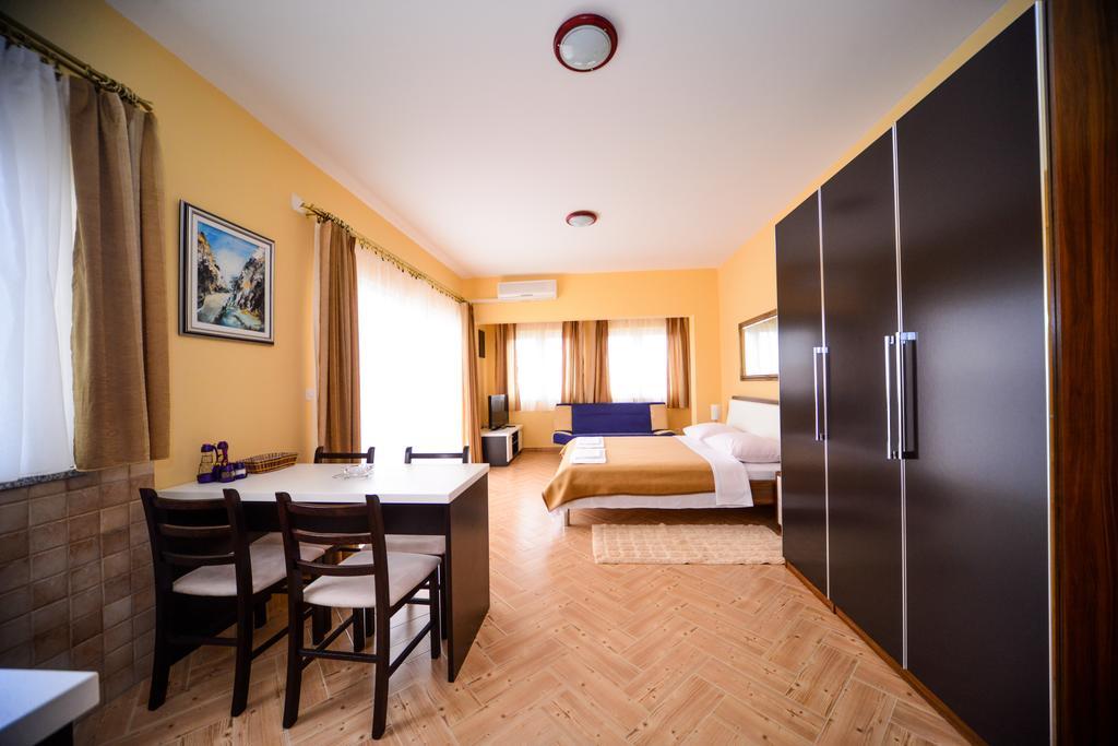 סטאריגרד-פקלניצה Apartments Dalmacija חדר תמונה